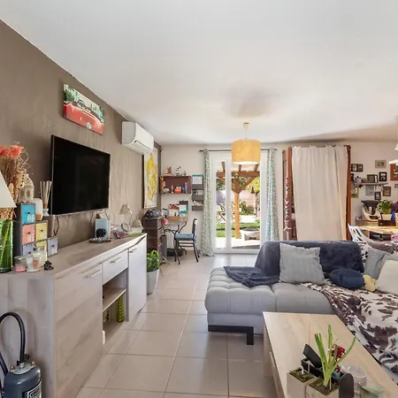 Вилла Notre Cocon Et Montagne *